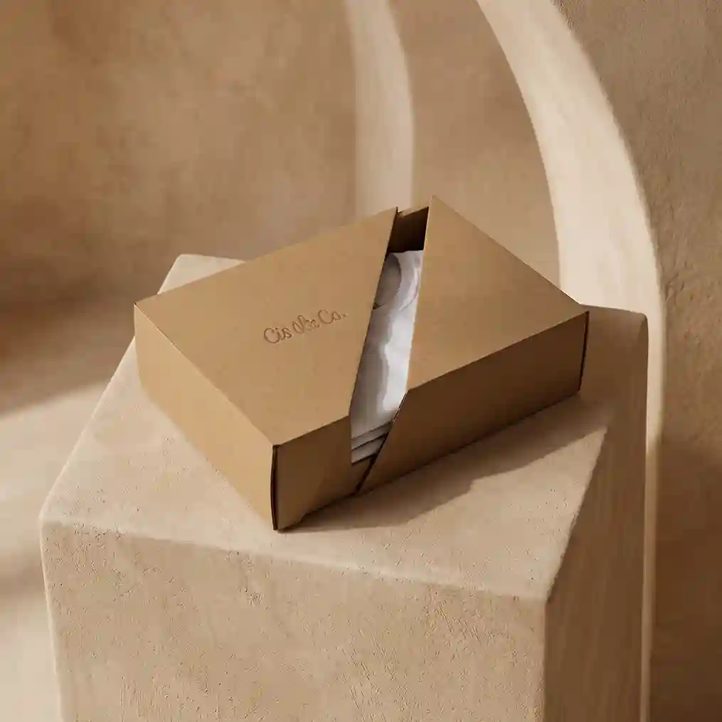 Custom t-shirt box from Horizons Packaging