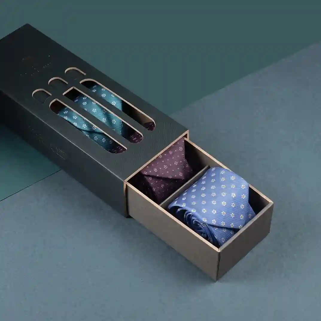 Custom tie box from Horizons Packaging