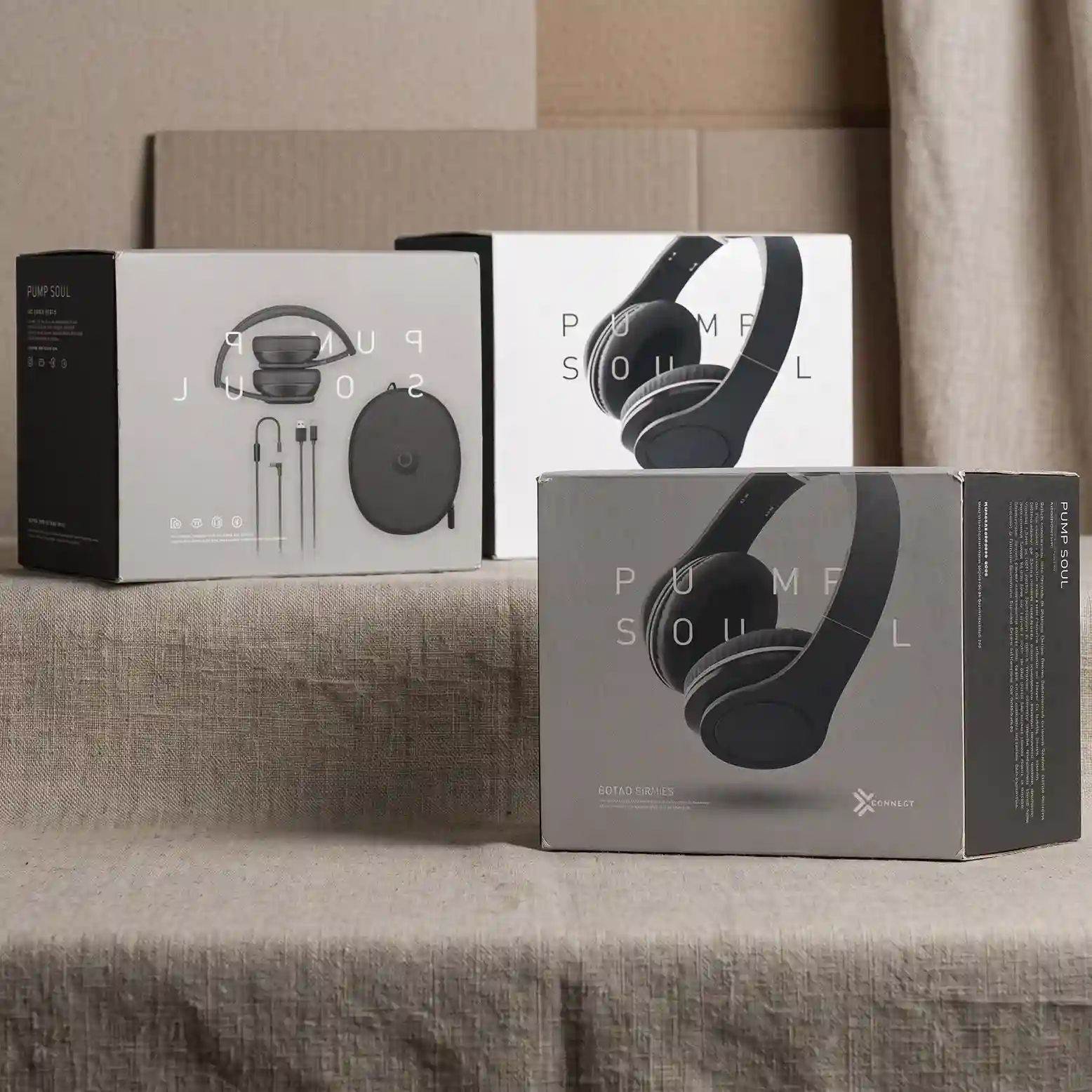Custom headphones box from Horizons Packaging