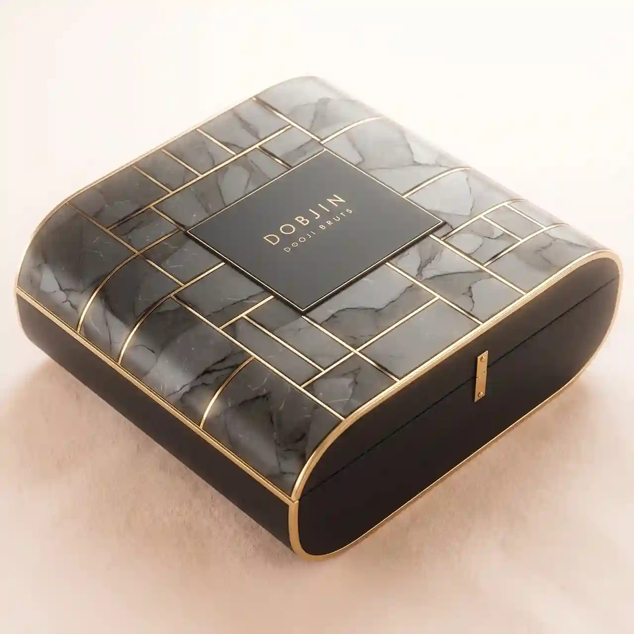Custom gift box with lid from Horizons Packaging